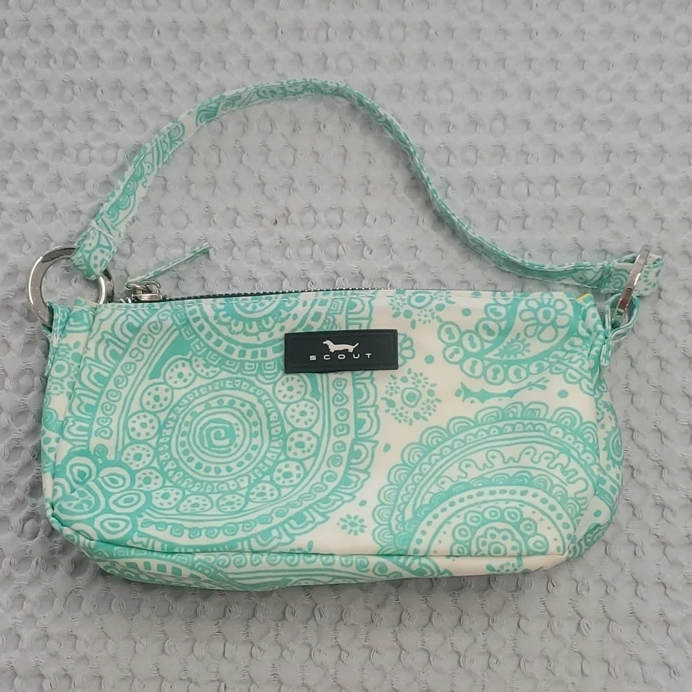 NWOT SCOUT wristlet (37)